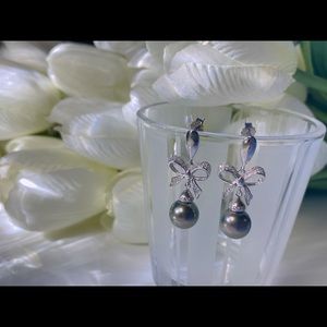 Pearl earrings